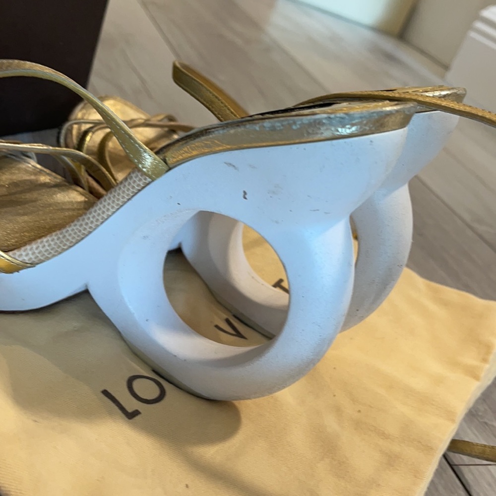 Louie Vuitton LV gold white Morganne wedges - Picture 7 of 12